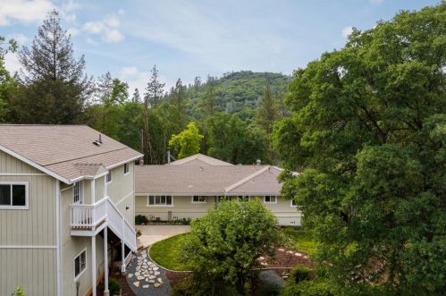 17750 Vintage Dr, Grass Valley, CA 95949-8714
