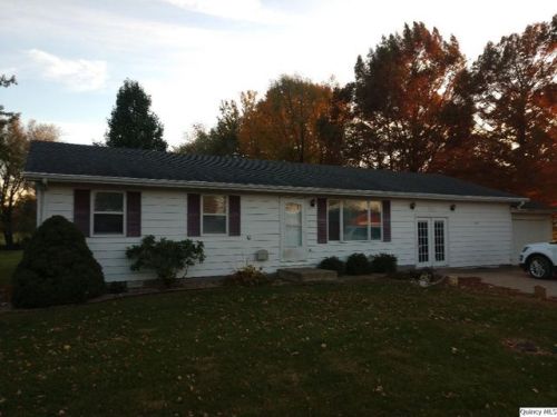 106 Marion St, Adams, IL 62347-1112