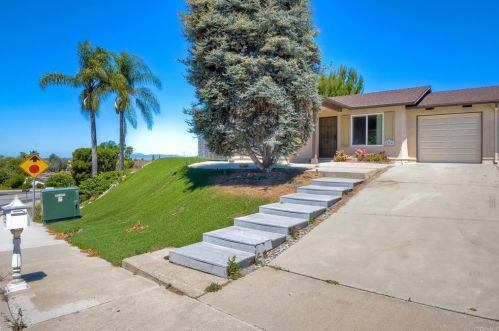 1374 Temple Heights Dr, Oceanside, CA 92056-2211