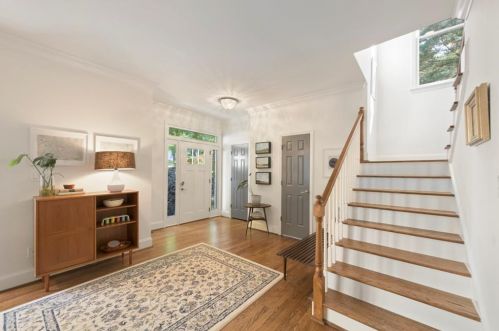345 Eureka Dr, Atlanta, GA 30305-4255