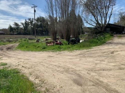 13607 Horseshoe Rd, Valley Home, CA 95361-8794