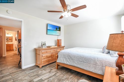 30 Kirkwood Ct, Concord CA  94521-1427 exterior