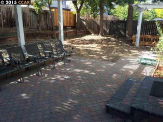 4120 Chabot St, Antioch, CA 94531-8206
