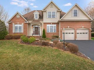 108 Moswansicut Lake Dr, Scituate, RI 02857-1153