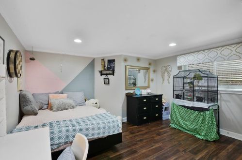 1301 Virginia Pl, Fort Worth TX  76107-2436 exterior