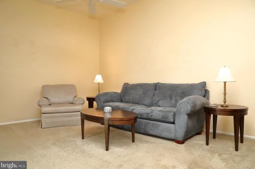 59 Valleybrook Dr, Lancaster PA  17601-4612 exterior