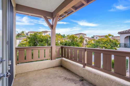 6467 Terraza Portico, Carlsbad, CA 92009-3048