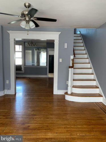 5947 Lawrence St, Philadelphia, PA 19120-1828