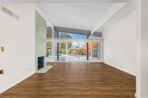 4950 Cherry Hills Dr, Palm Springs, CA 92264-5910