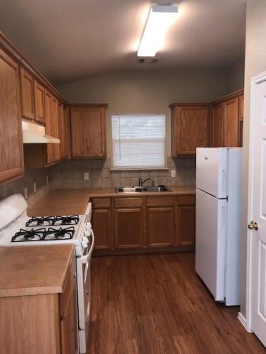 610 Scrutchins, Uhland TX  78640-5436 exterior