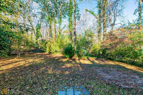 2335 Rolling Acres Ct, Conyers GA  30094-6130 exterior