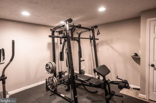 125 Gap Vw Blvd, Harpers Ferry WV 25425-3003 exterior