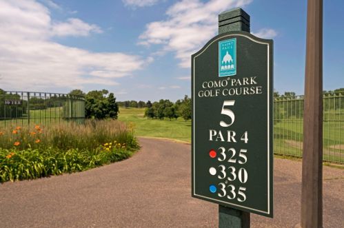 879 Hoyt Ave, Saint Paul MN  55106-1042 exterior