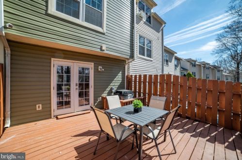 9621 Hastings Dr, Columbia MD  21046-1904 exterior