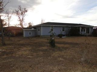 808 Taylor Jones Rd, Holcomb, KS 67851-9724