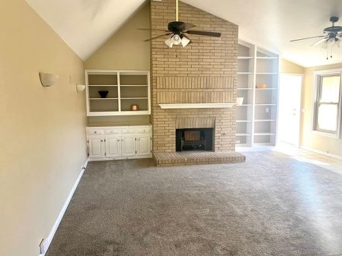 2015 Br Holw Dr, Carrollton TX 75007-1614 exterior