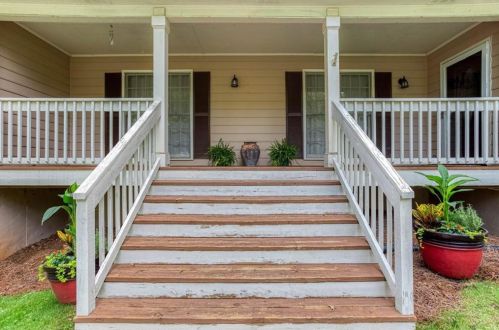 2251 Longford Ct, Marietta, GA 30066-2093