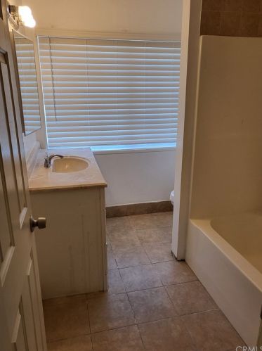 245 Broadbent Dr, Riverside CA  92507-4741 exterior