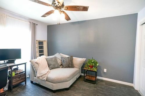 3524 Paramount St, Fort Worth TX  76117-3330 exterior