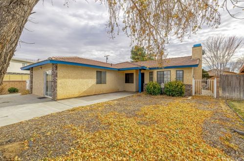 1760 Louise Ave, Lancaster, CA 93534-2053