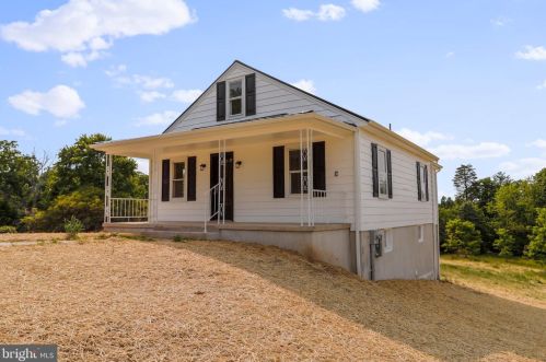 4641 Martinsburg Rd, Berkeley Springs WV  25411-5053 exterior