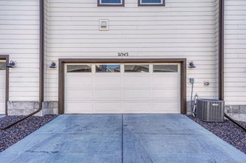 21543 59th Pl, Denver CO  80019-6614 exterior