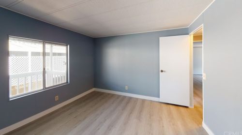 330 Magpie Ln, Santa Ana CA  92708-5822 exterior