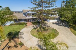 1903 Summit Ridge Dr, Escondido, CA 92027-4733