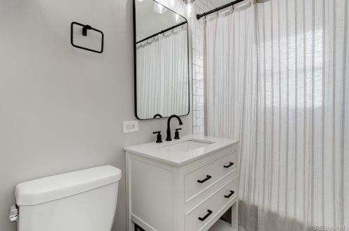 1101 Dartmouth Ave, Englewood CO 80110-1483 exterior