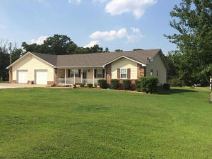 6768 Lynx Ln, Harrison, AR 72601-6117