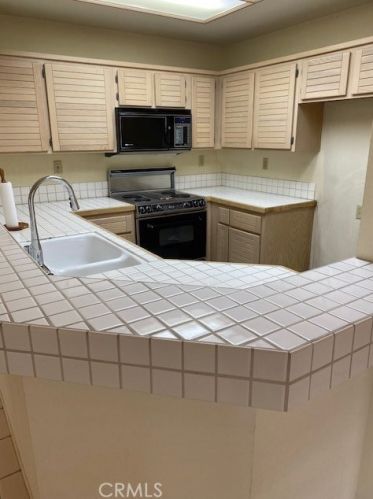 5 Auburn Aisle, Irvine, CA 92612-4116
