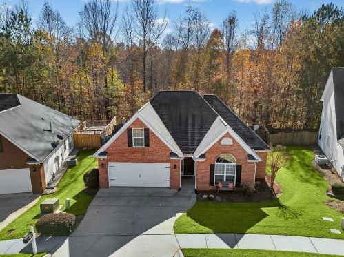 39 Claiborne Trl, Newnan GA  30263-6744 exterior