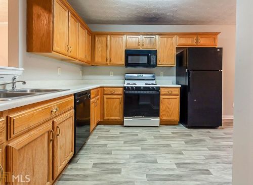 3622 Stagecoach Pass, Ellenwood, GA 30294-4381