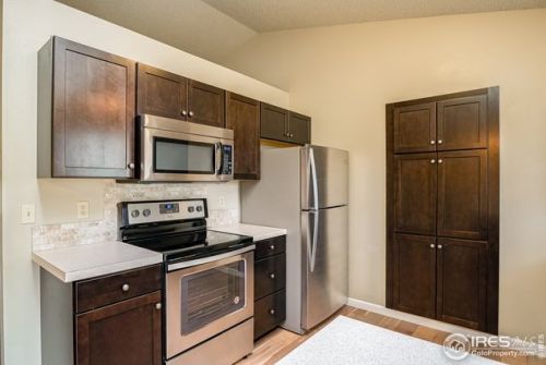 1214 Belle Dr, Loveland CO 80537-3704 exterior