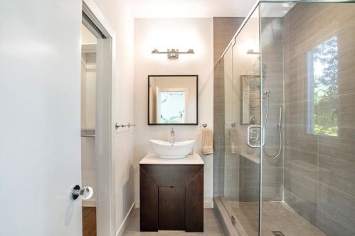 1104 Citadel Dr, Atlanta GA  30324-3816 exterior