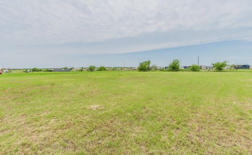 9049 Magnolia Blossom Trl, Fort Worth TX  76131-4131 exterior