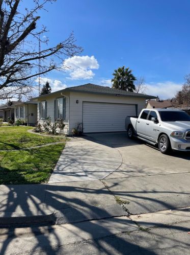 1141 California St, Gridley, CA 95948-2011