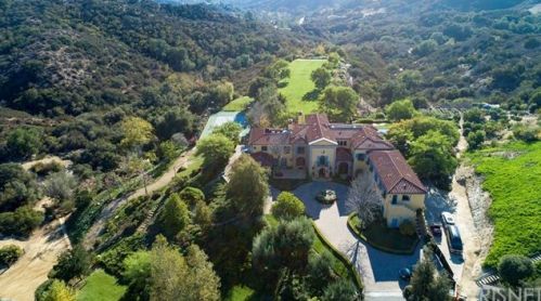 21000 Mendenhall Ct, Topanga, CA 90290-4481
