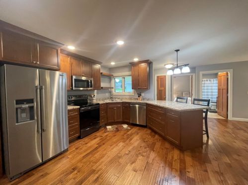 909 Wildwood Ct, La Crescent, MN 55947-4503
