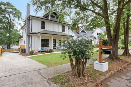 2552 Knox St, Atlanta GA  30317-2830 exterior