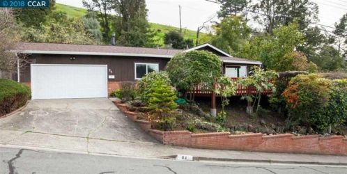 84 Rolph Park Dr, Crockett, CA 94525-1423