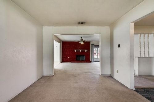 3929 Burning Tree Ln, Garland TX  75042-5314 exterior