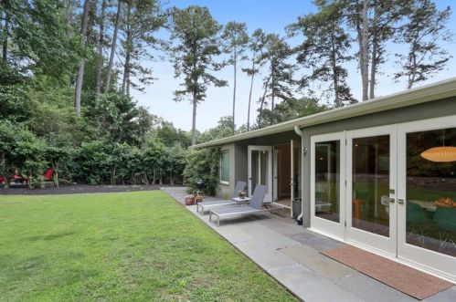 2109 Heritage Dr, Atlanta GA  30345-3532 exterior