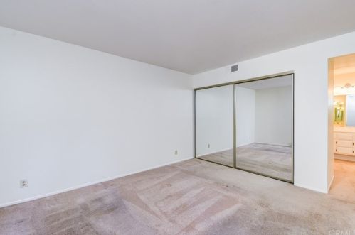 236 Louise St, Glendale CA  91206-4254 exterior