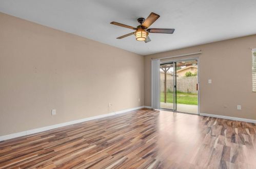 4621 Calle Del Palo, Oceanside CA  92057-5217 exterior