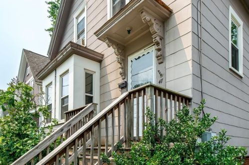 47 Lovell St, Portsmouth, NH 03801-4933
