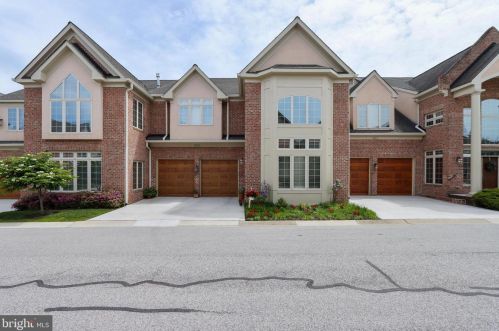 10713 Mcgregor Dr, Columbia, MD 21044-4956