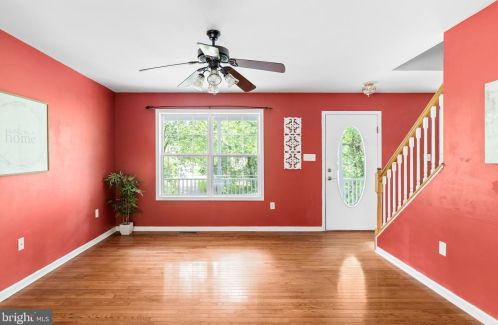 60 Blue Ridge Cir, Harpers Ferry, WV 25425-5984