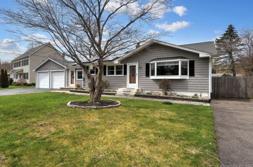405 Rutland Rd, Milford, CT 06461-2470