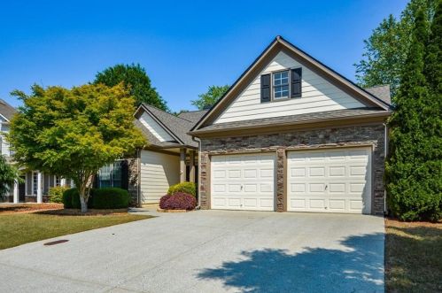 512 Millside Trl, Holly Springs, GA 30114-2033